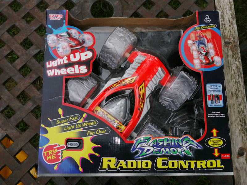 flashing demon radio control car